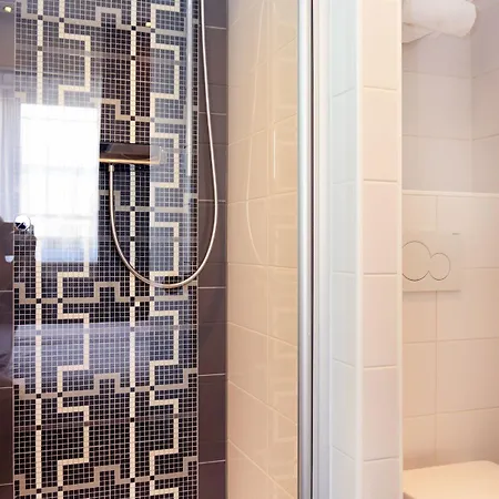 Ξενοδοχείο Amrath Ducasque 4*
